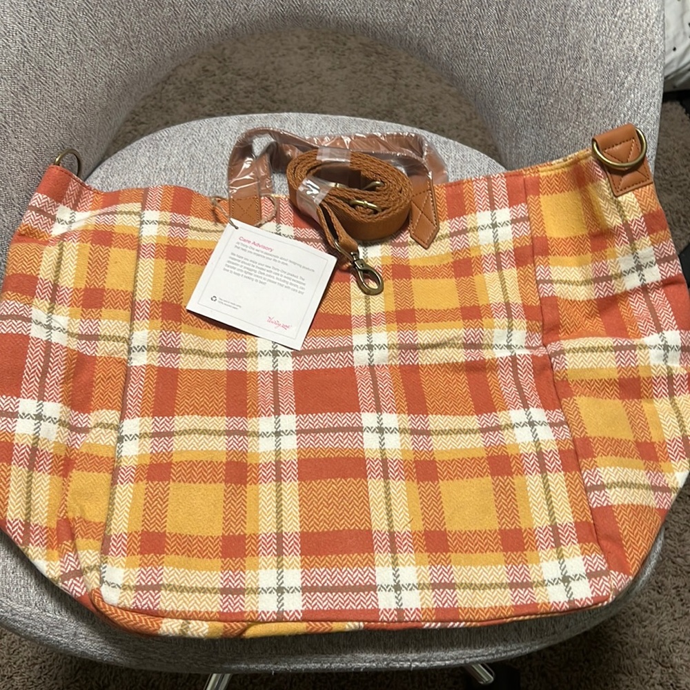 Thirty-one Soft Large Plaid Tote